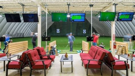 Toptracer Driving Range Opening Hours. Monday - Sunday: 9am - 9.30pm (last balls 8.45pm) We have a limited selection of clubs for hire from GG's. VIP Heated Bay can be booked, £5.75 per hour. For more information reception@gailesgolfleisure.com. 